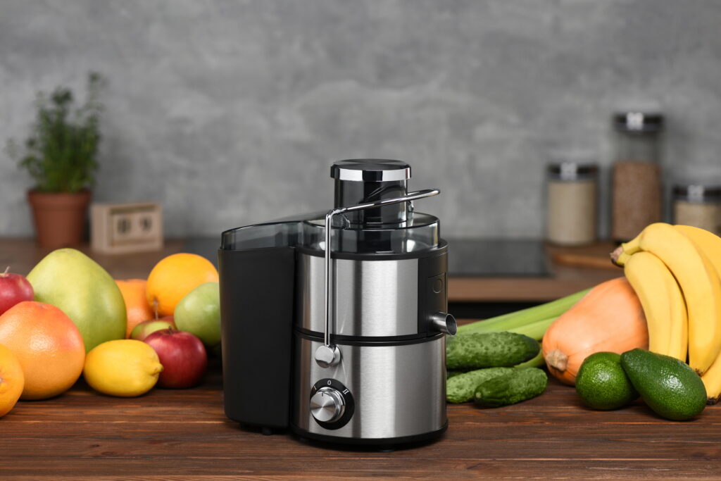 5 Best Juicers under $300 – Juicers for Every Budget