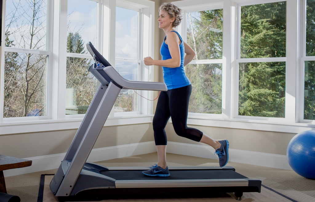 6 Best Treadmills under $200 – Keeping Fit Has Never Been So Affordable!